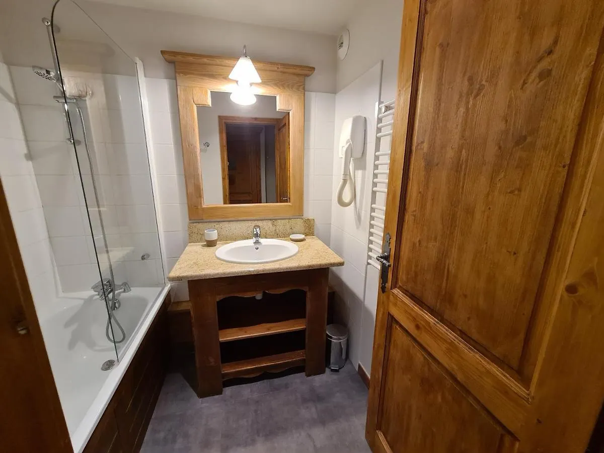 Arc 1950 Appartement de standing Refuge du Montagnard skis aux pieds Les Arcs